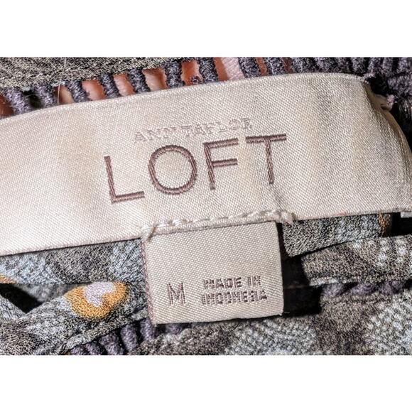 Ann Taylor Loft Boho Peacock Feather Distressed Short Sleeve Tie Neck Blouse M - Picture 3 of 4